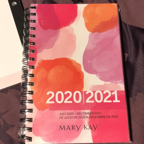 MARY KAY BUNDLE - Picture 4 of 6